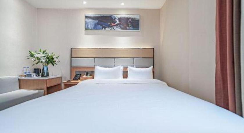 Greentree Inn Geermu Walking Street Business Hotel Golmud Exterior foto