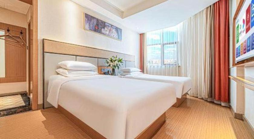 Greentree Inn Geermu Walking Street Business Hotel Golmud Exterior foto